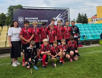 Jurbarko sporto centro futbolininkų rankose – „Auksinės lygos“ sidabras!